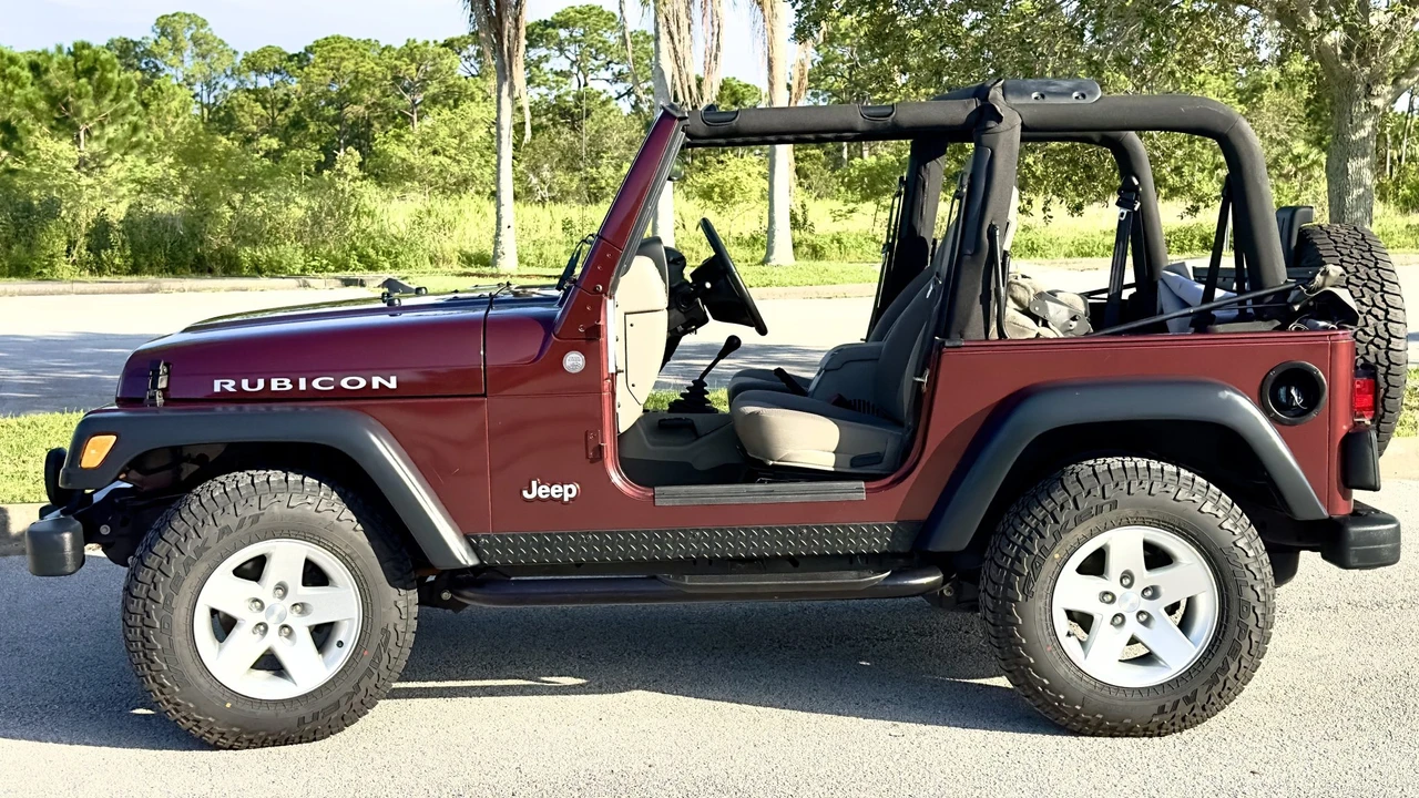 2004 Jeep TJ Wrangler - Image 28 of 31