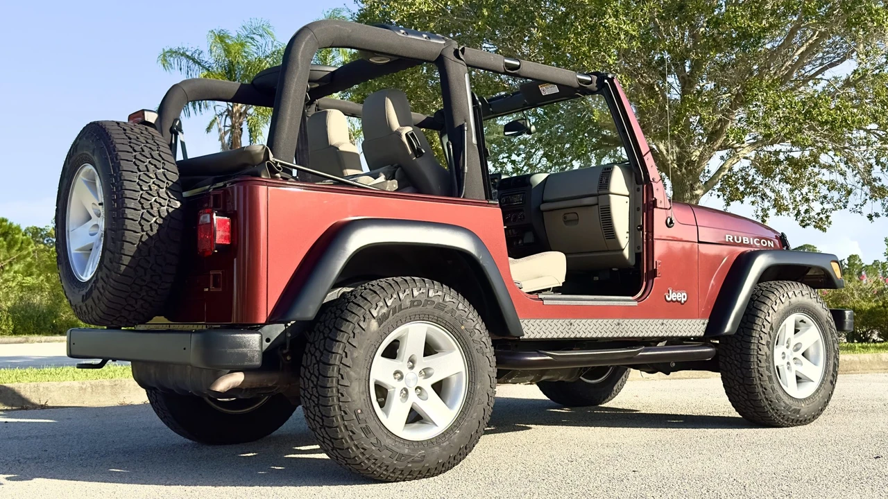 2004 Jeep TJ Wrangler - Image 18 of 31