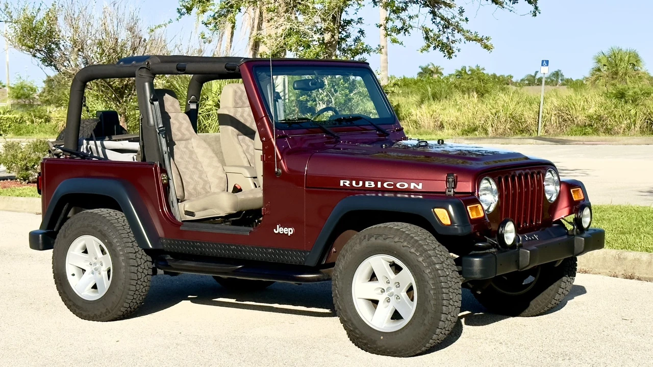 2004 Jeep TJ Wrangler - Image 15 of 31