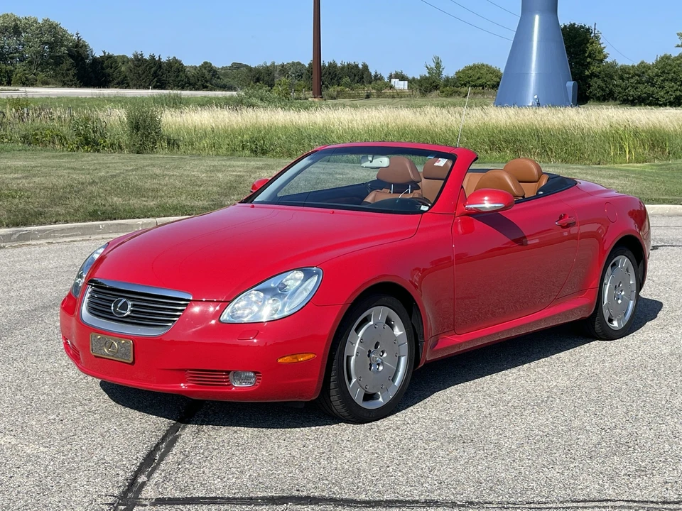 2004 Lexus SC430 - Image 2 of 31