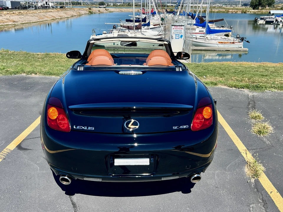 2004 Lexus SC430 - Image 15 of 31