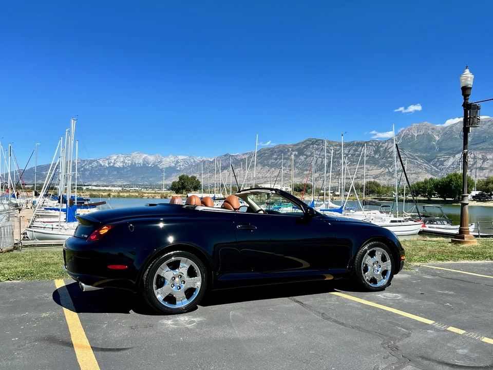 2004 Lexus SC430 - Image 11 of 31