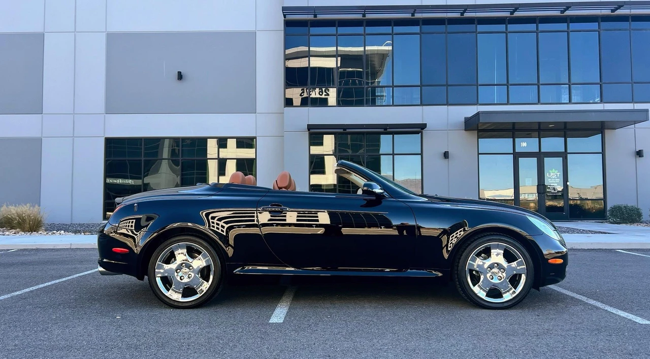 2004 Lexus SC430 - Image 30 of 31
