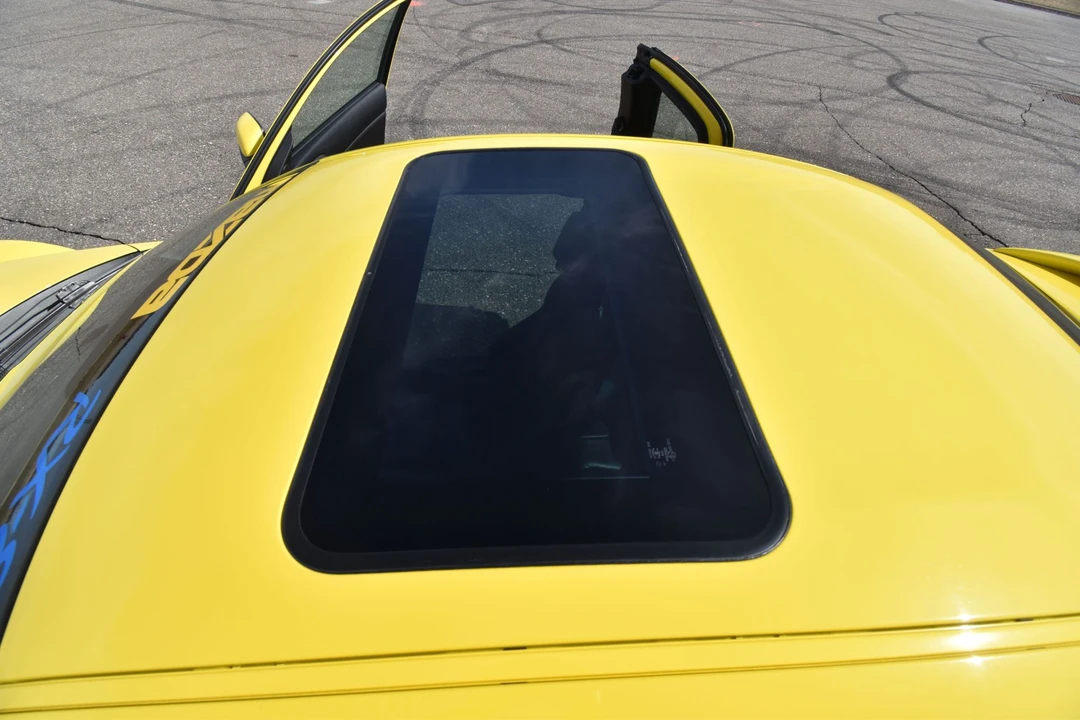 2004 Mazda RX-8 1st Gen - Image 15 of 31
