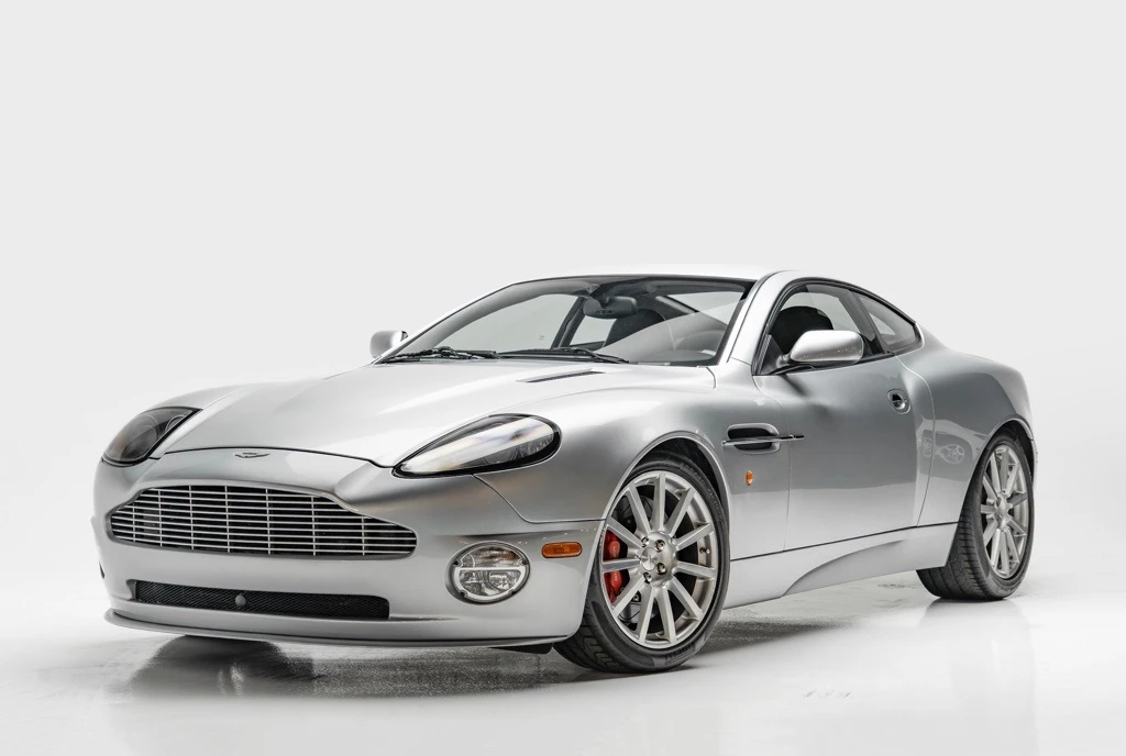 2005 Aston Martin Vanquish 1st Gen - Image 27 of 31
