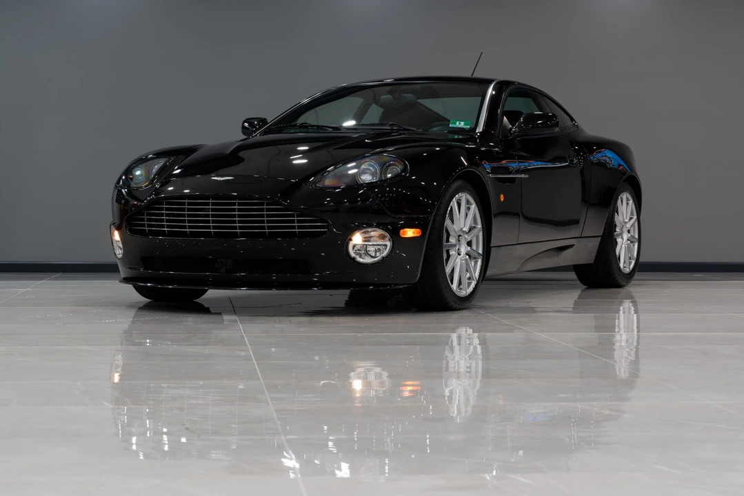 2005 Aston Martin Vanquish 1st Gen - Image 6 of 31