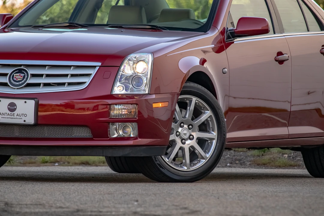 2005 Cadillac STS - Image 27 of 31