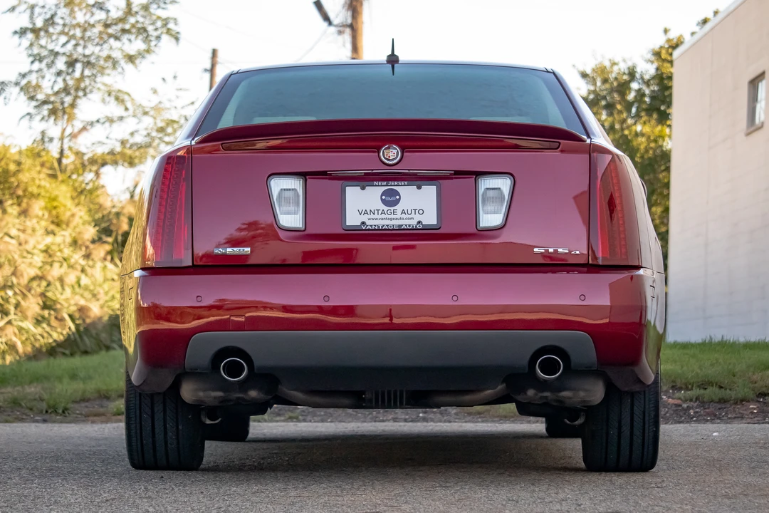 2005 Cadillac STS - Image 9 of 31