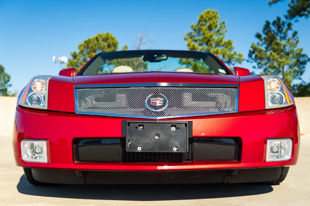2005 Cadillac XLR - Image 31 of 31
