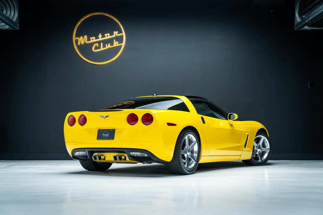 2005 Chevrolet Corvette C6 - Image 13 of 31