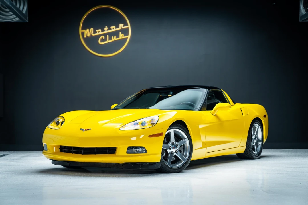 2005 Chevrolet Corvette C6 - Image 2 of 31