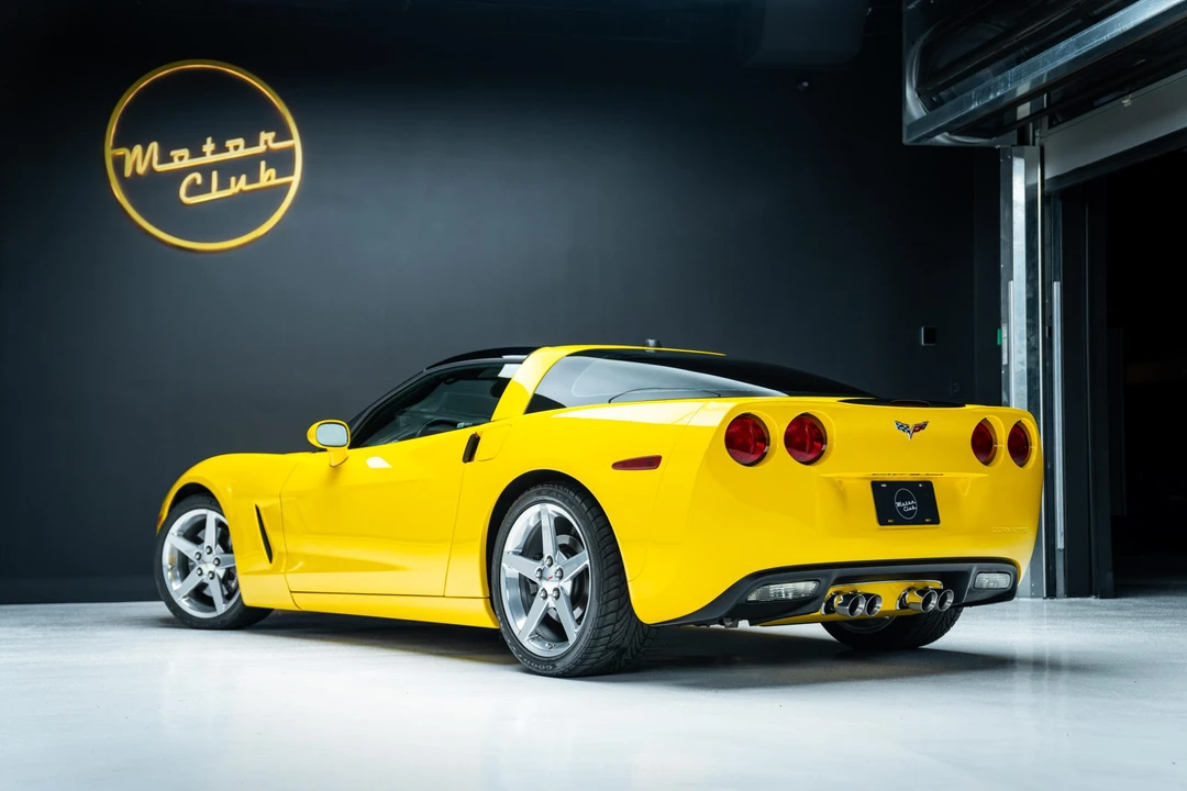 2005 Chevrolet Corvette C6 - Image 8 of 31