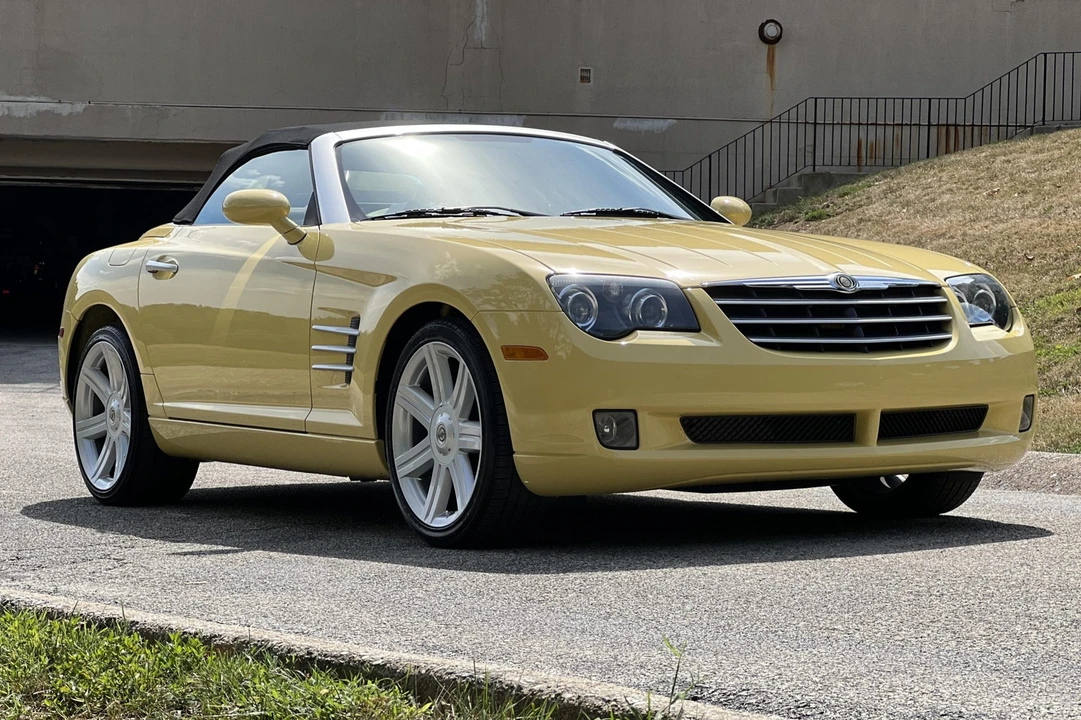 2005 Chrysler Crossfire - Image 14 of 31