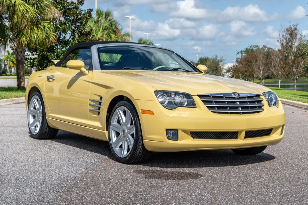 2005 Chrysler Crossfire - Image 17 of 31