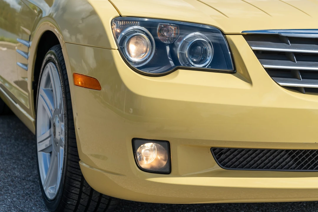 2005 Chrysler Crossfire - Image 29 of 31