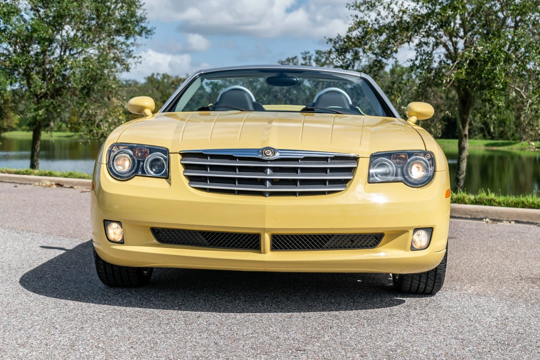 2005 Chrysler Crossfire - Image 19 of 31