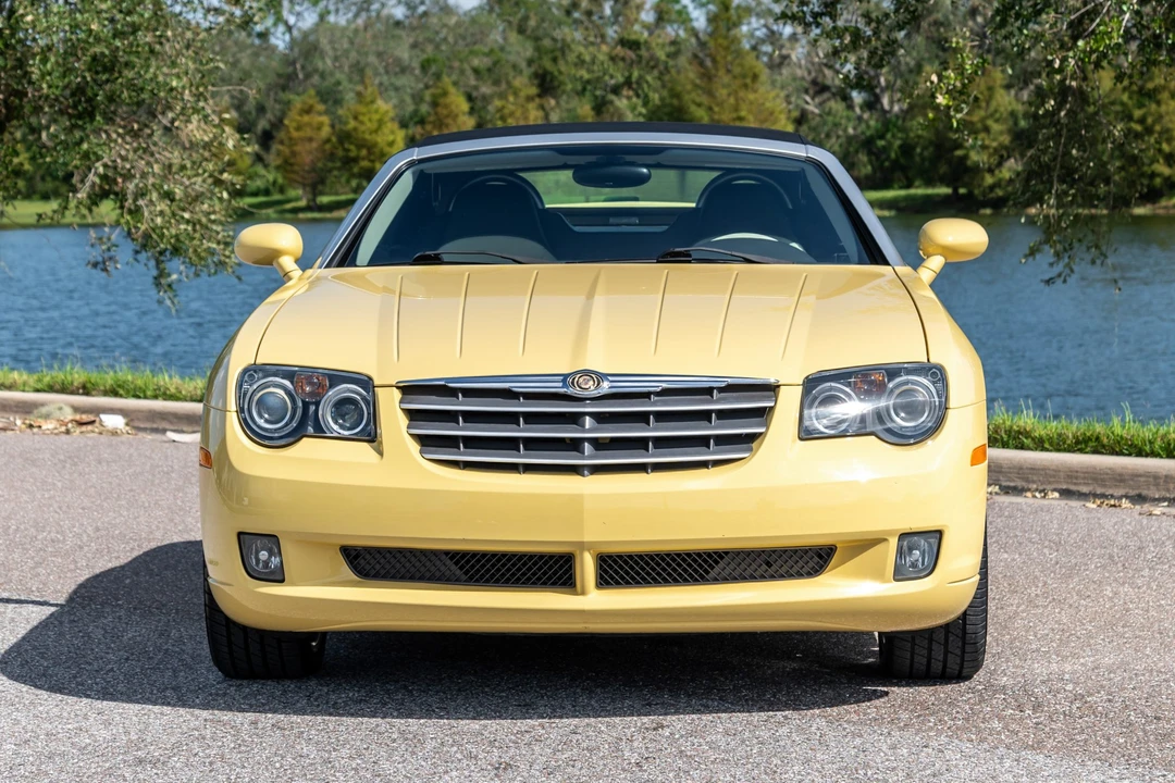 2005 Chrysler Crossfire - Image 18 of 31