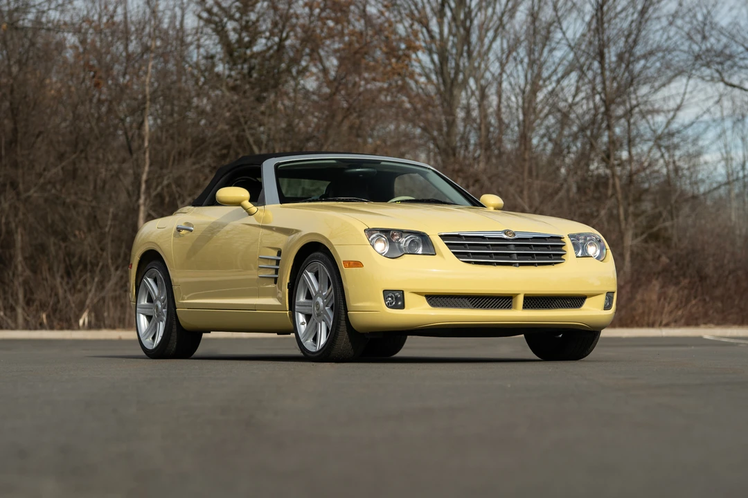 2005 Chrysler Crossfire - Image 10 of 31
