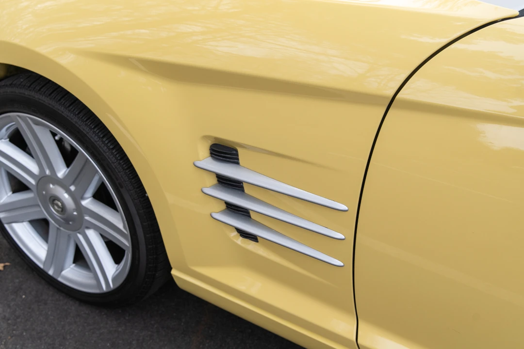 2005 Chrysler Crossfire - Image 22 of 31