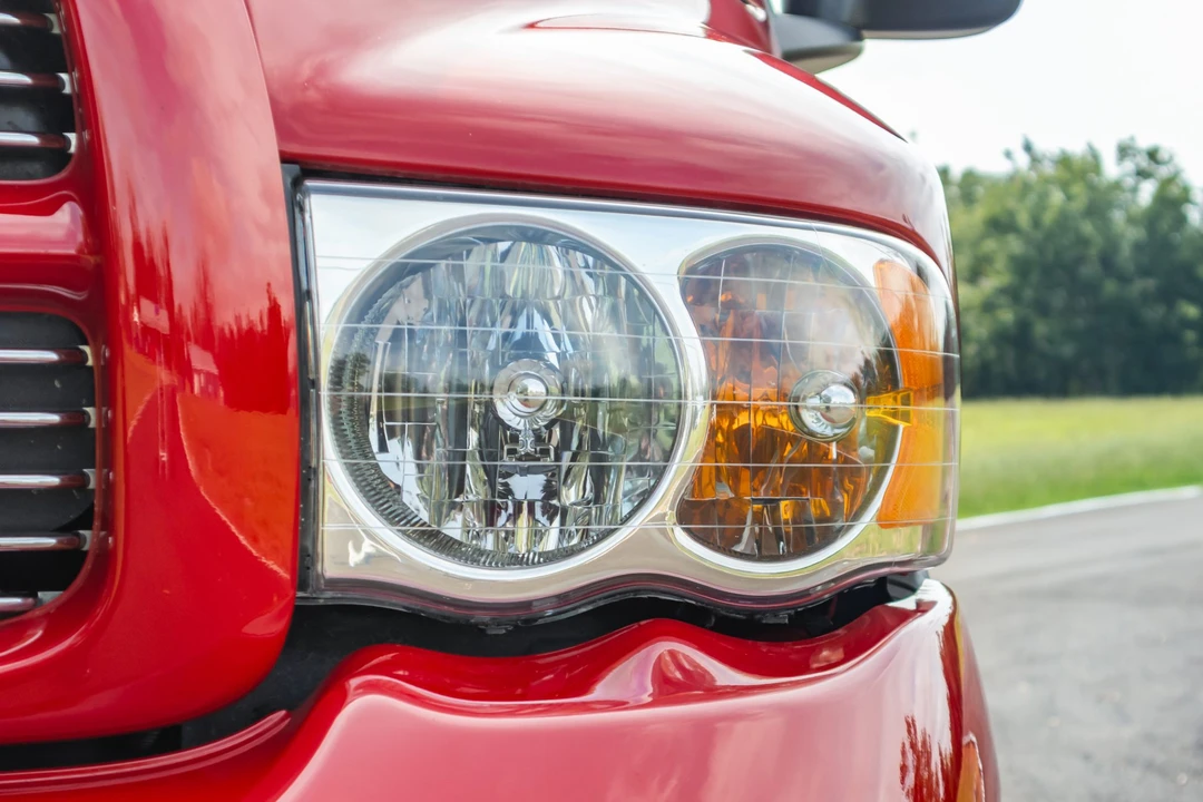 2005 Dodge Ram SRT-10 3rd Gen - Image 13 of 31
