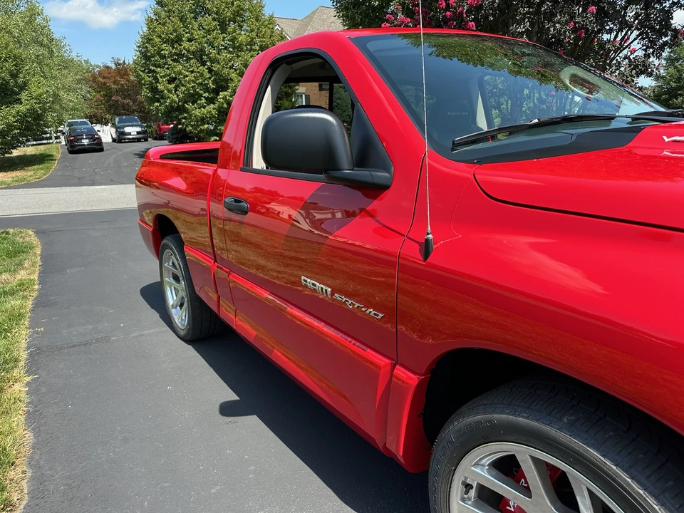 2005 Dodge Ram SRT-10 3rd Gen - Image 28 of 31