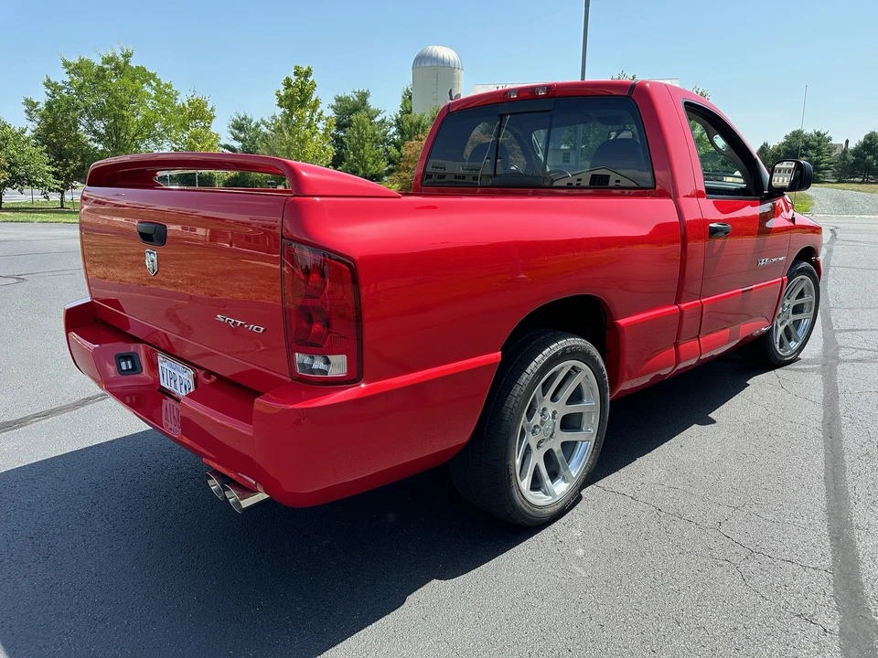 2005 Dodge Ram SRT-10 3rd Gen - Image 7 of 31