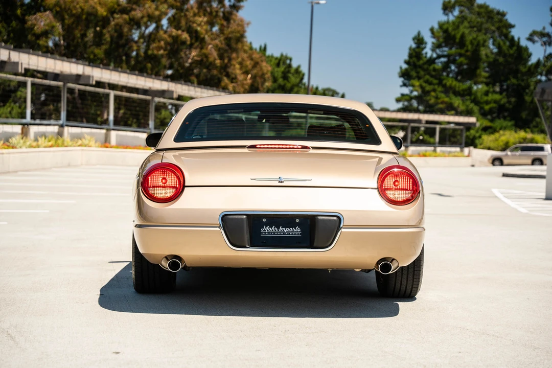 2005 Ford Thunderbird 11th Gen - Image 28 of 31