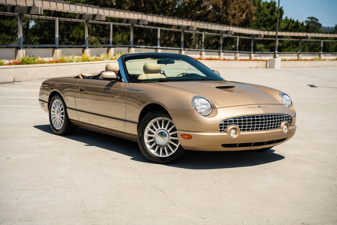 2005 Ford Thunderbird 11th Gen - Image 14 of 31