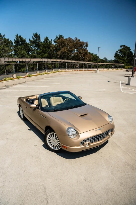 2005 Ford Thunderbird 11th Gen - Image 17 of 31