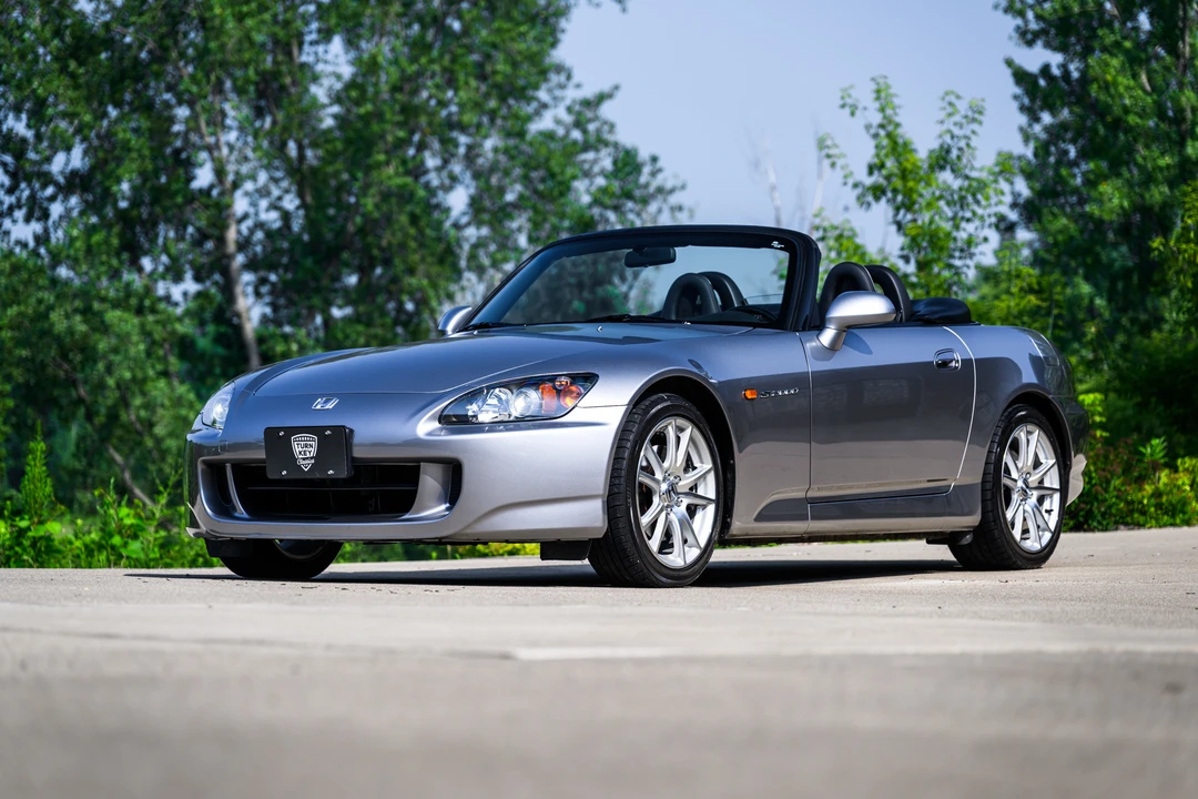 2005 Honda AP2 S2000 - Image 2 of 31