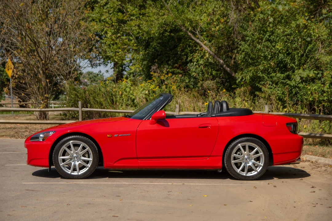 2005 Honda AP2 S2000 - Image 18 of 31