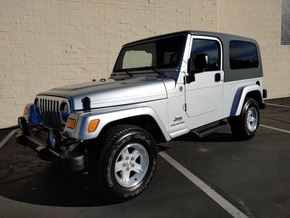 2005 Jeep TJ Wrangler - Image 19 of 31