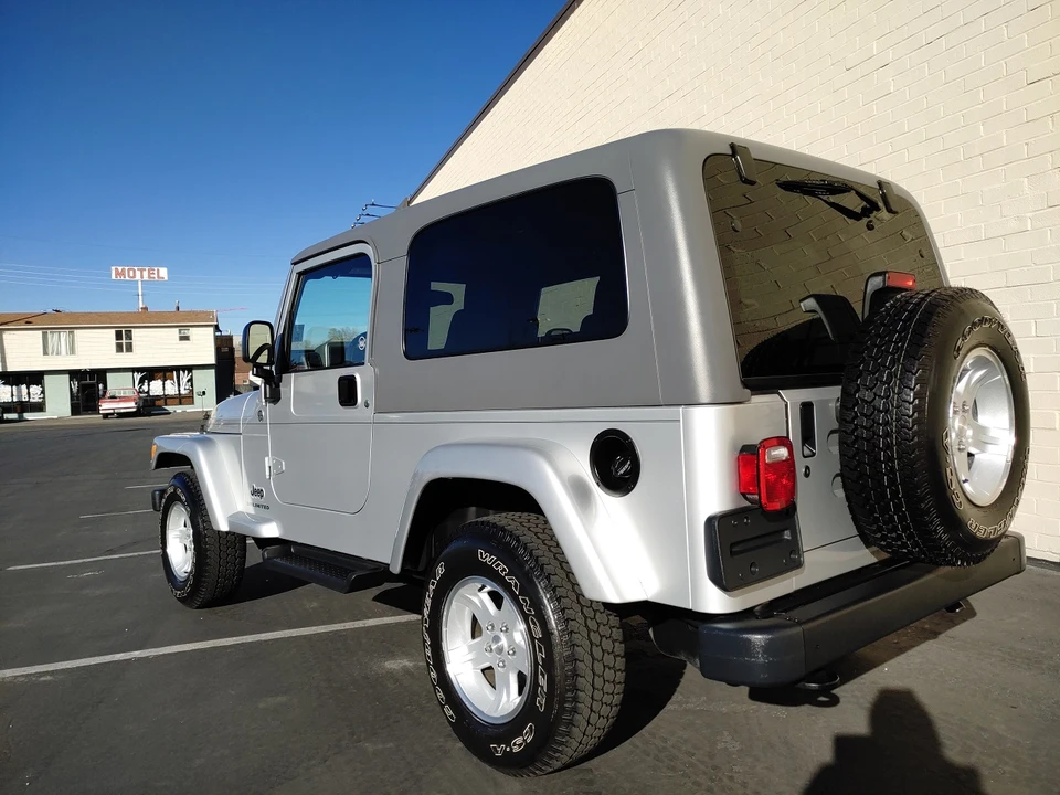 2005 Jeep TJ Wrangler - Image 14 of 31