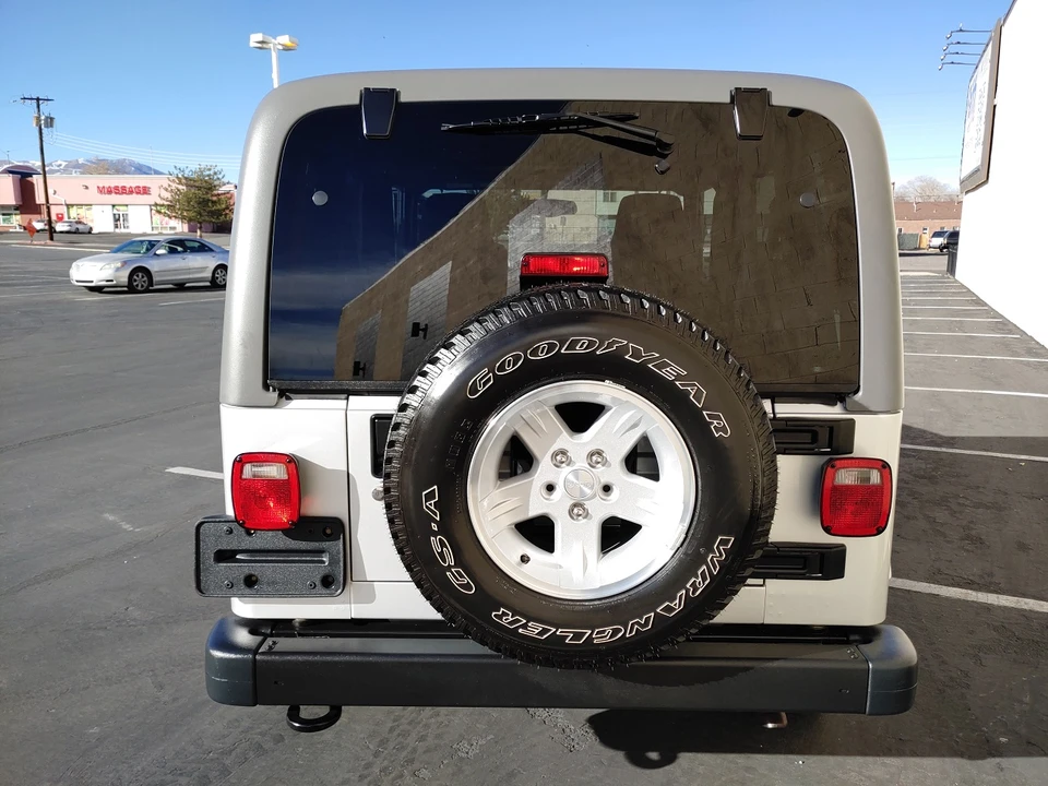 2005 Jeep TJ Wrangler - Image 11 of 31