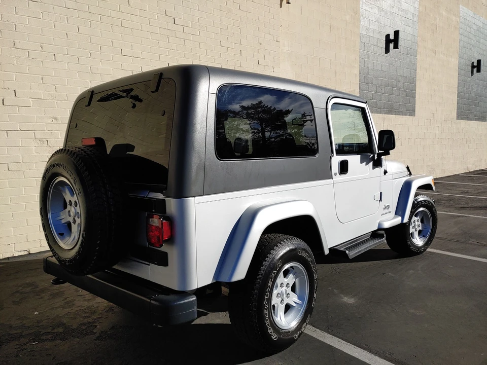 2005 Jeep TJ Wrangler - Image 9 of 31
