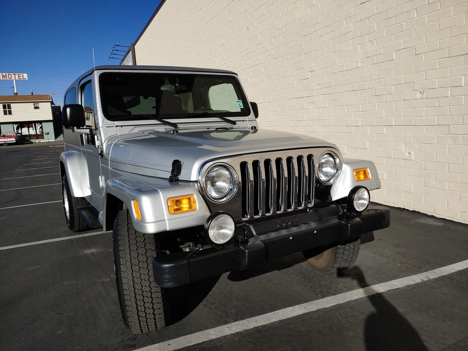 2005 Jeep TJ Wrangler - Image 2 of 31