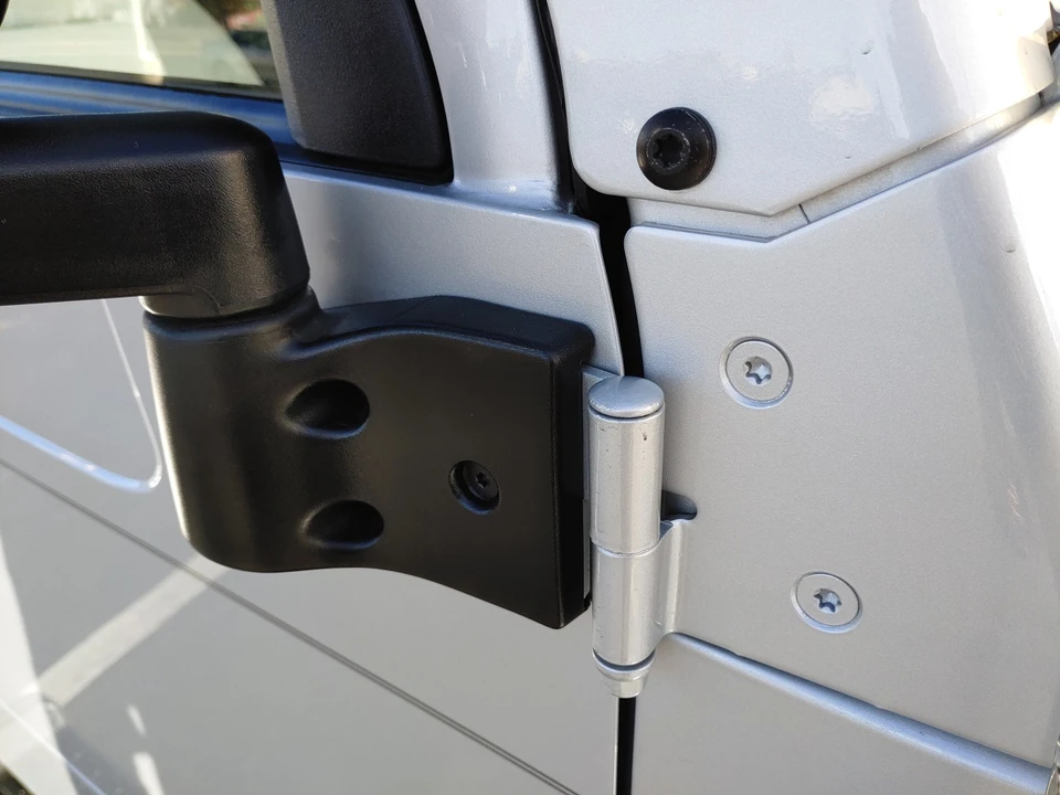2005 Jeep TJ Wrangler - Image 29 of 31