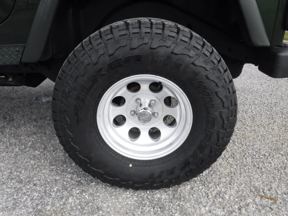 2005 Jeep TJ Wrangler - Image 14 of 31