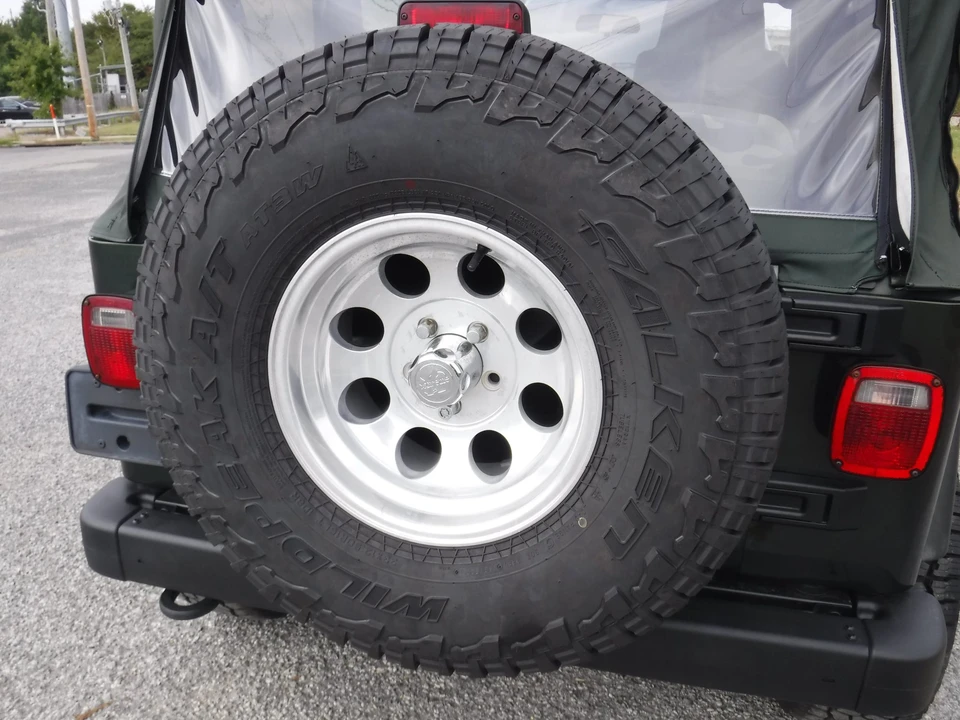 2005 Jeep TJ Wrangler - Image 16 of 31