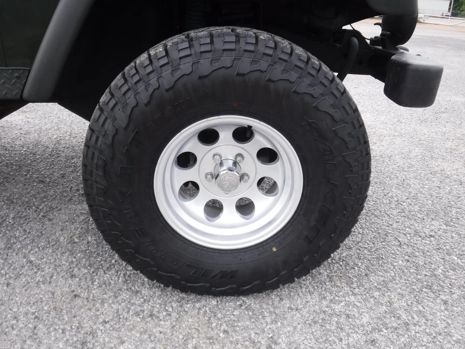 2005 Jeep TJ Wrangler - Image 12 of 31