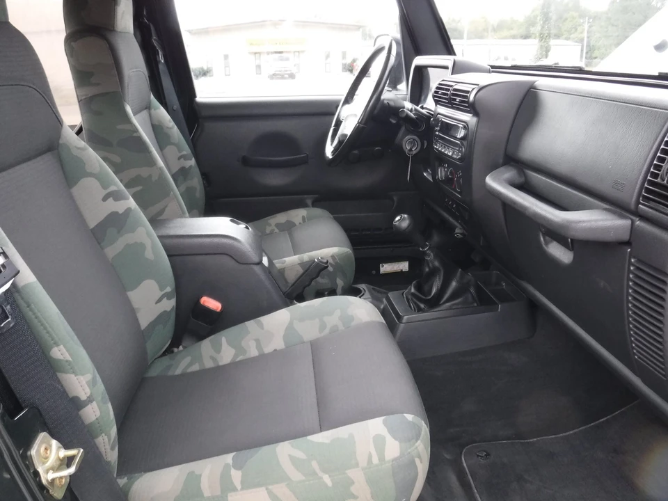 2005 Jeep TJ Wrangler - Image 20 of 31