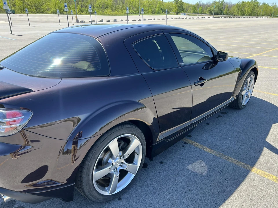 2005 Mazda RX-8 1st Gen - Image 29 of 31