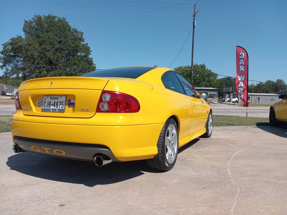 2005 Pontiac GTO 4th Gen - Image 9 of 31