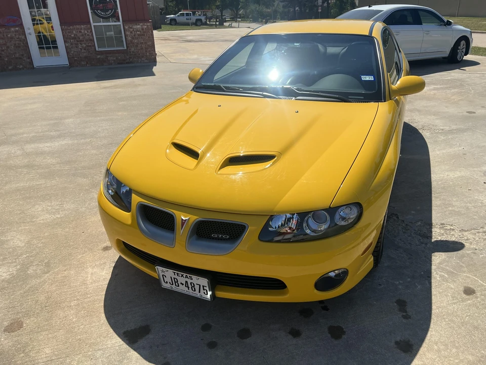 2005 Pontiac GTO 4th Gen - Image 2 of 31