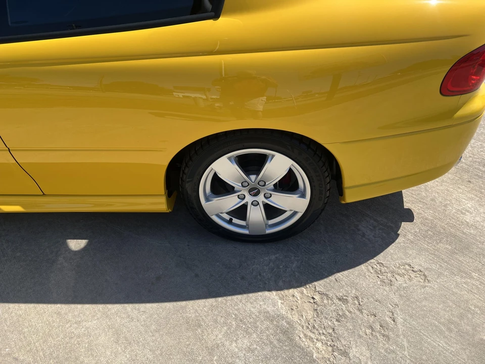 2005 Pontiac GTO 4th Gen - Image 17 of 31