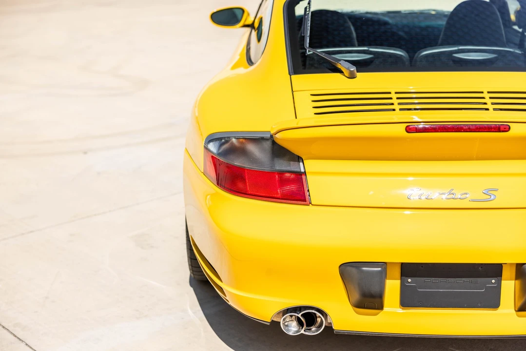 2005 Porsche 996 Turbo - Image 30 of 31