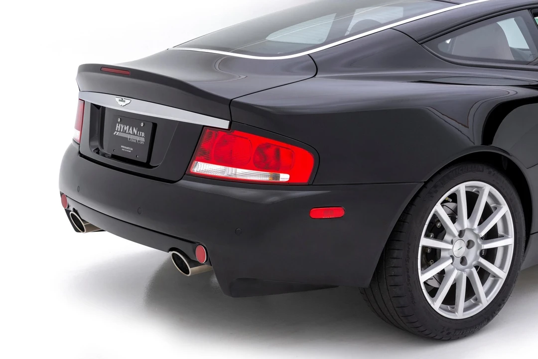 2006 Aston Martin Vanquish 1st Gen - Image 27 of 31