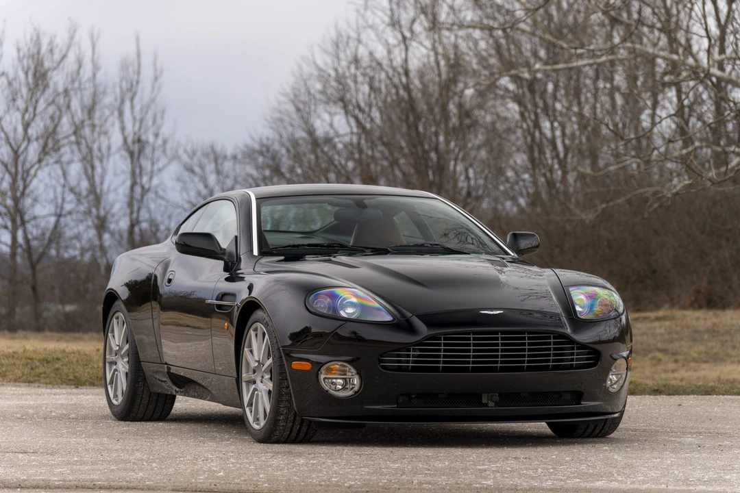 2006 Aston Martin Vanquish 1st Gen - Image 21 of 31