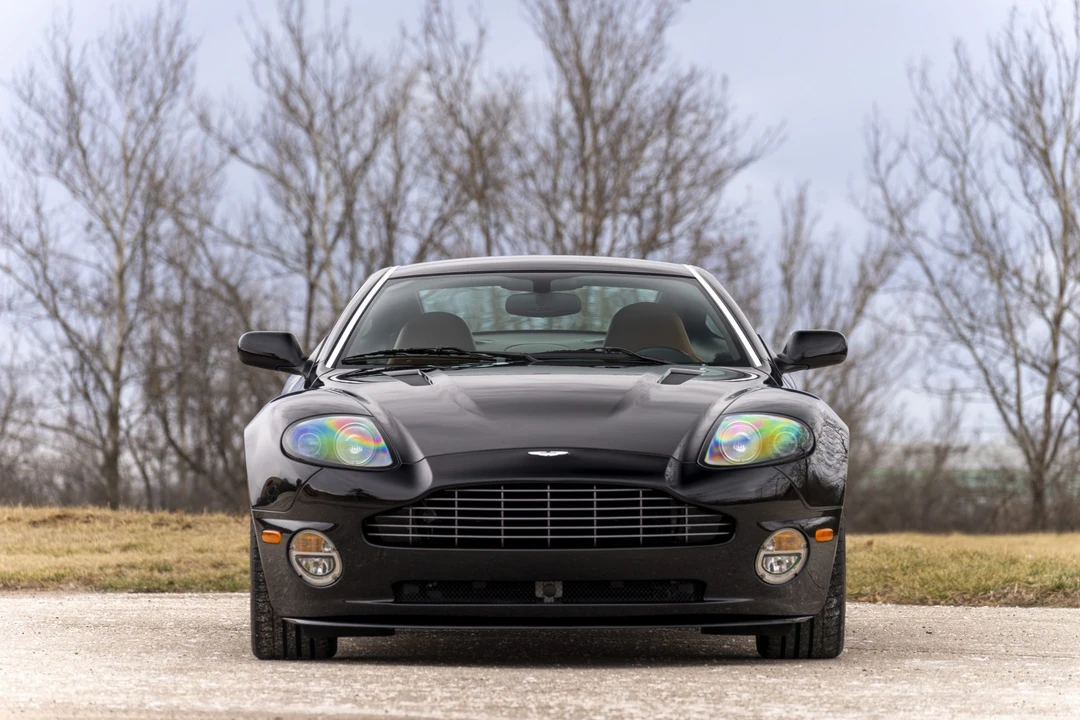 2006 Aston Martin Vanquish 1st Gen - Image 22 of 31
