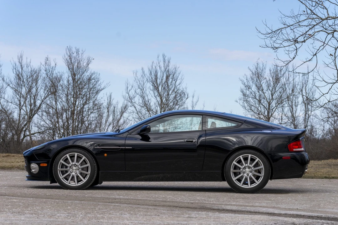 2006 Aston Martin Vanquish 1st Gen - Image 12 of 31